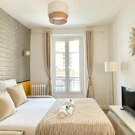 Apartment Opera