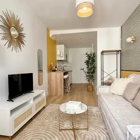 Apartment Opera Paris